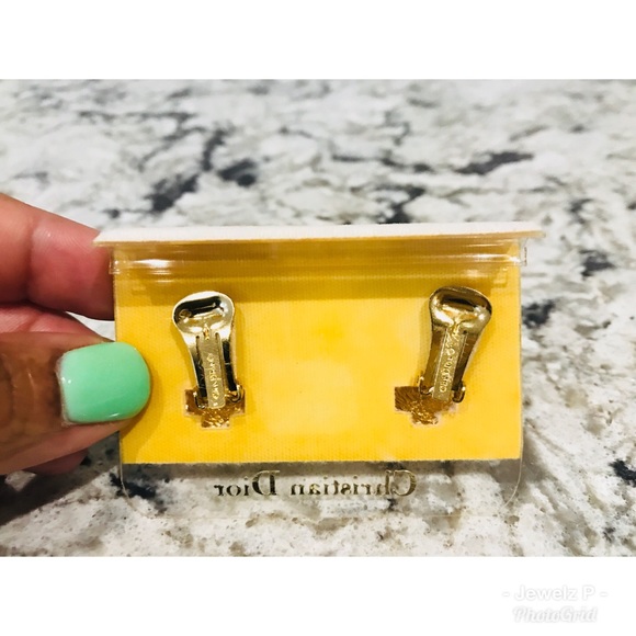 ✨OFFERS✨ Christian Dior - Picture 2 of 2